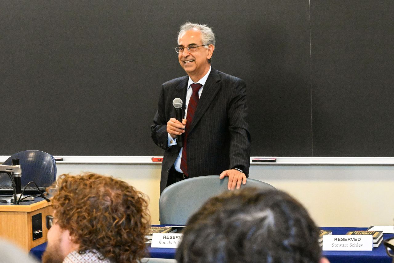 Rouzbeh Yassini Fard Speaks on 'The Accidental Network' at WVU